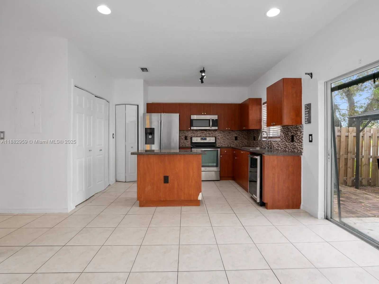 2954 SE 15th Ter
