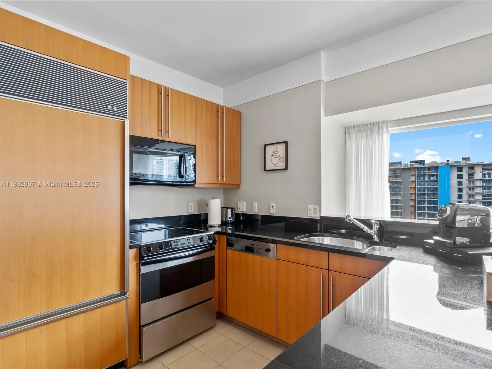 1435 Brickell Ave, #3212