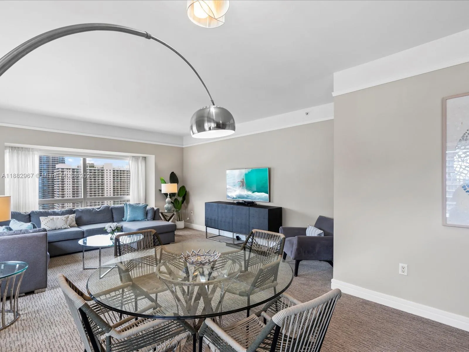1435 Brickell Ave, #3212