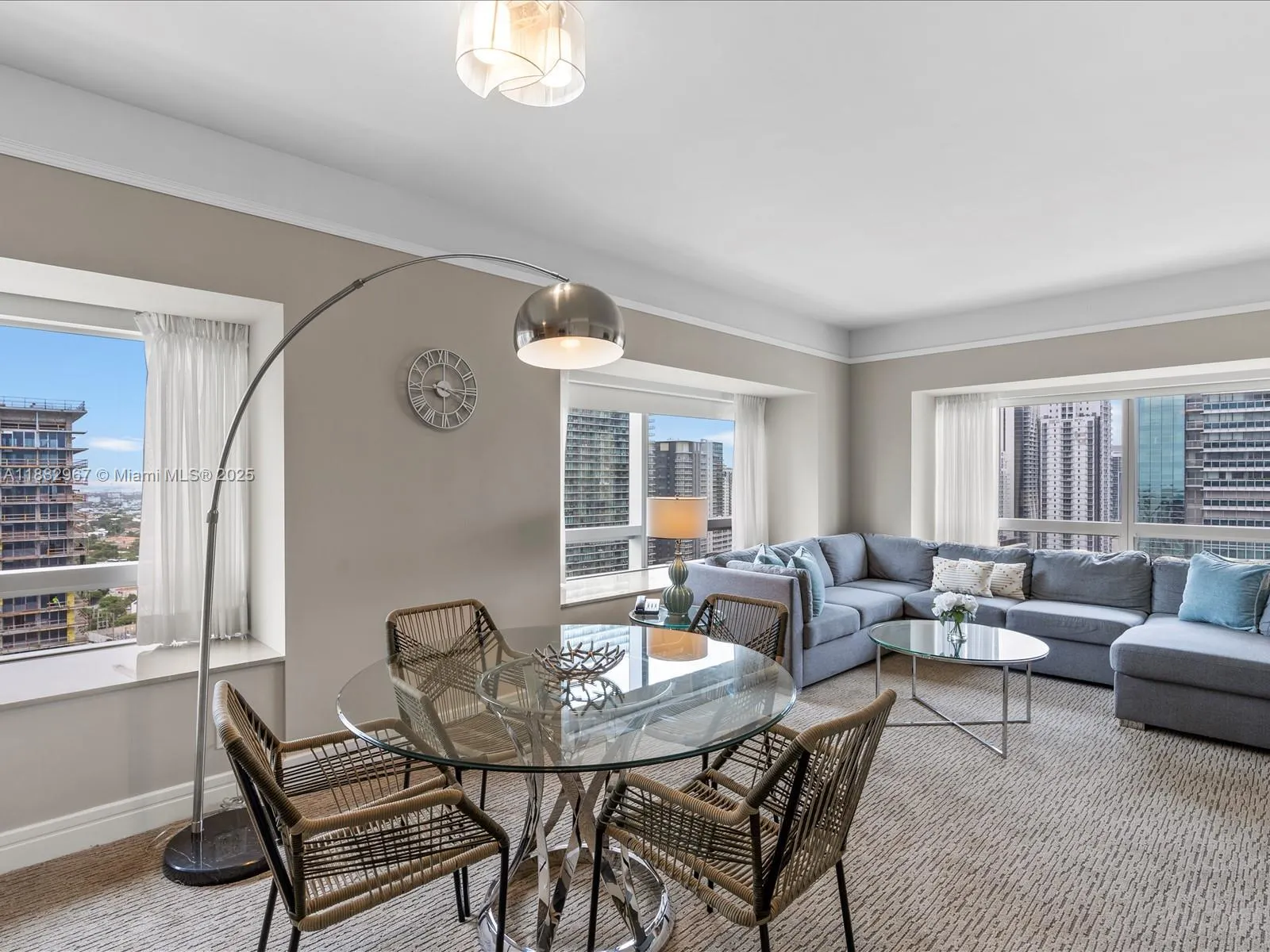 1435 Brickell Ave, #3212