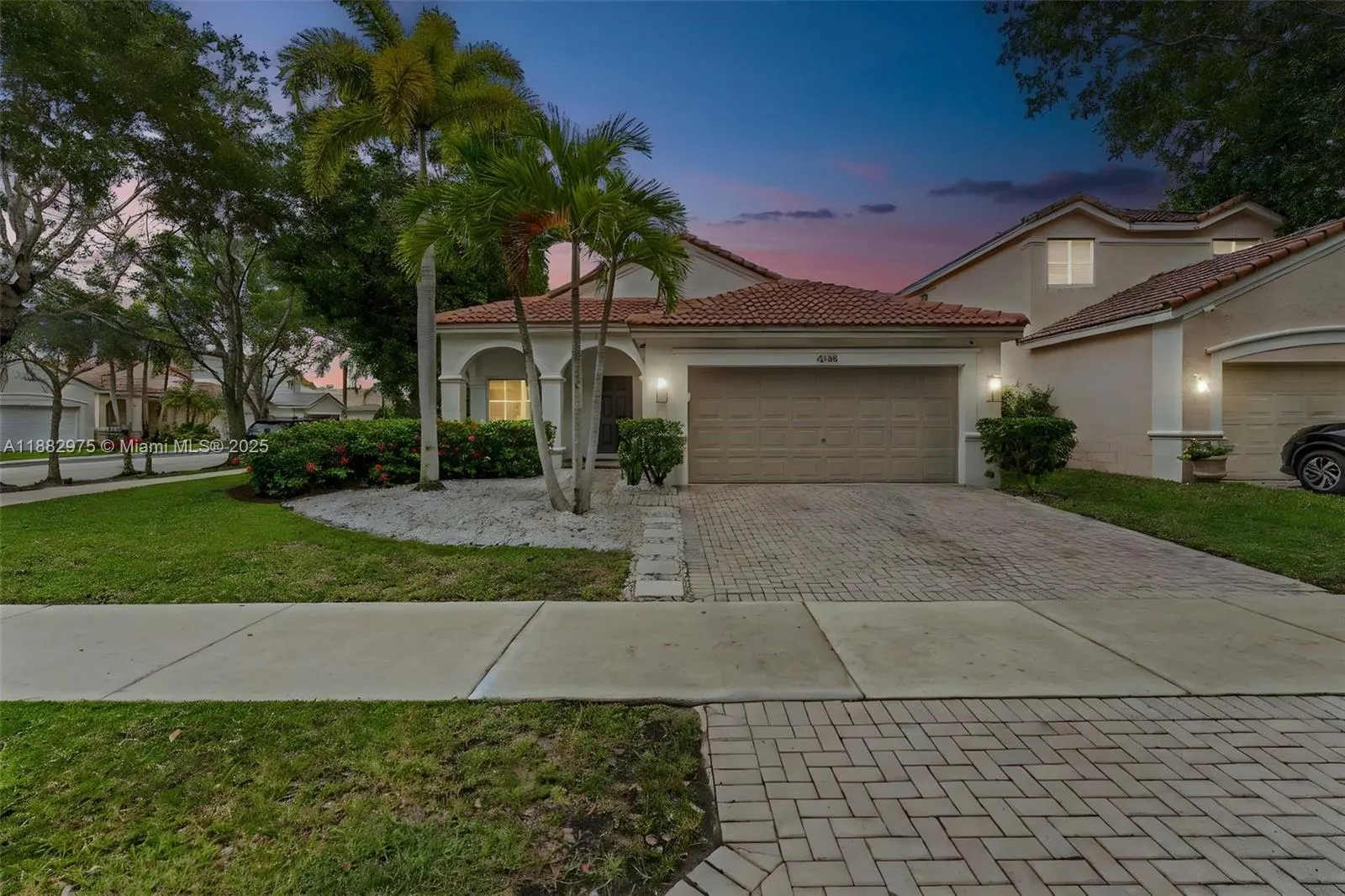 4345 Willow Ridge Dr