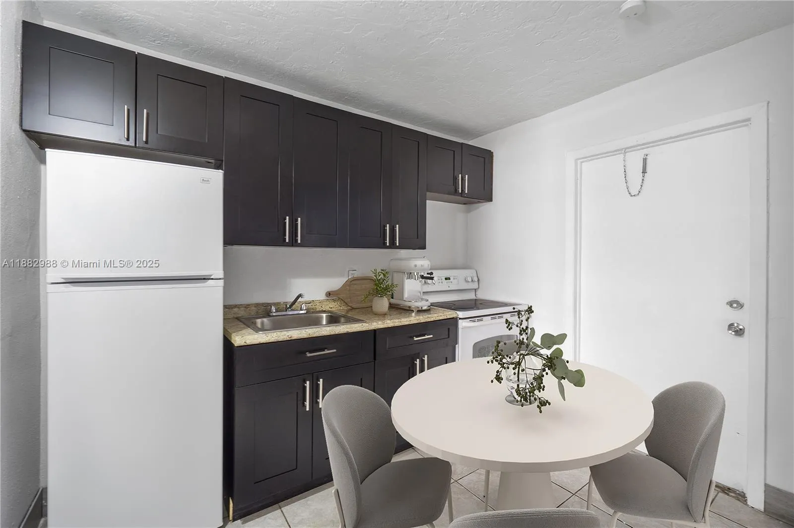 332 SW 3rd St, #6
