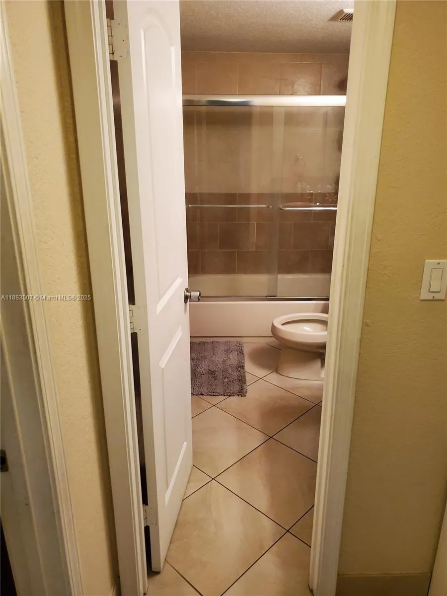 10000 NW 80th Ct, #2236