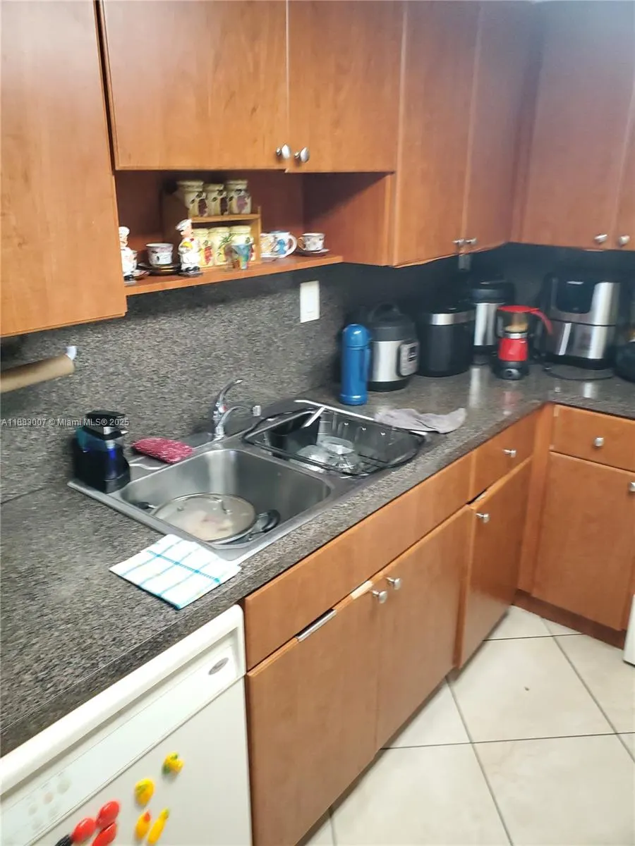 10000 NW 80th Ct, #2236