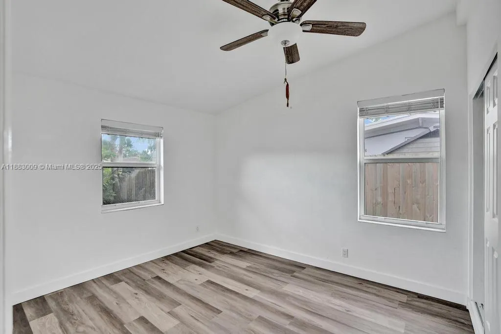 2512 Gulfstream Ln