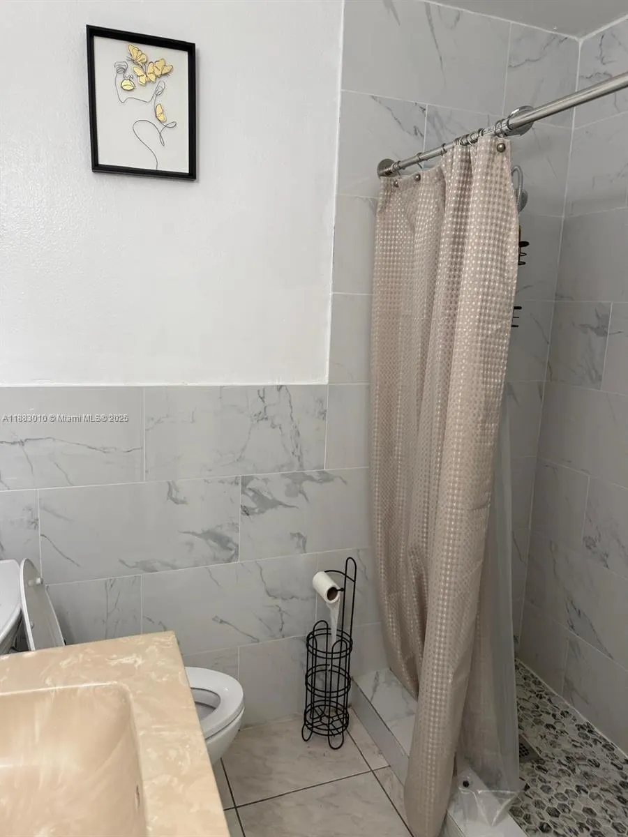 824 SW 12th Ct, #824