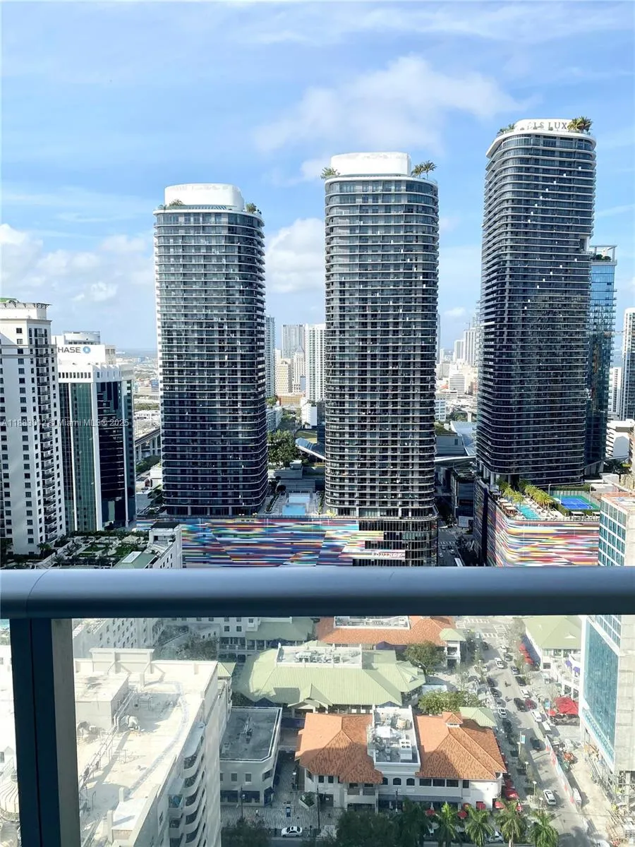 1100 S Miami Ave, #3307