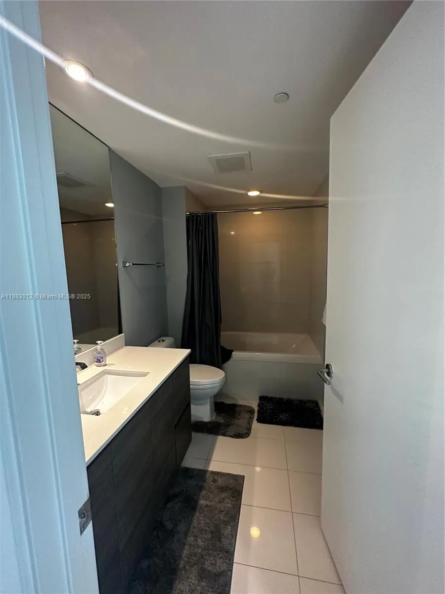 1100 S Miami Ave, #3307