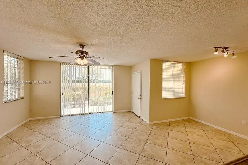 1727 Village Blvd, #102
