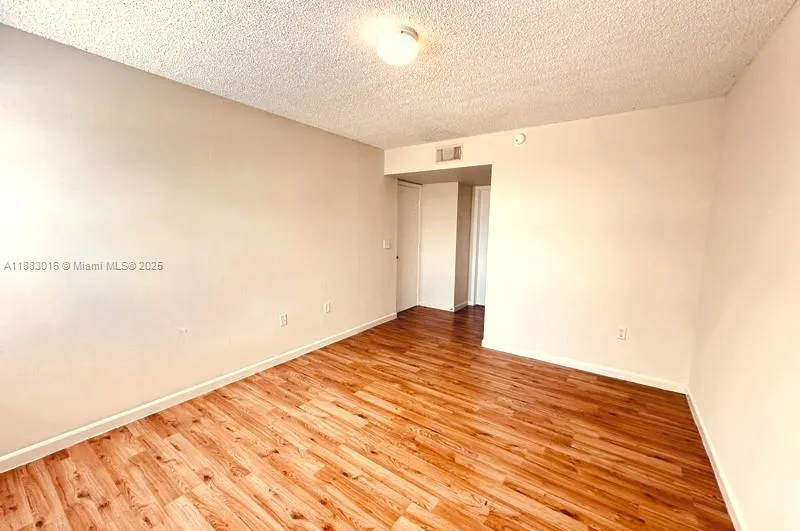 1727 Village Blvd, #102