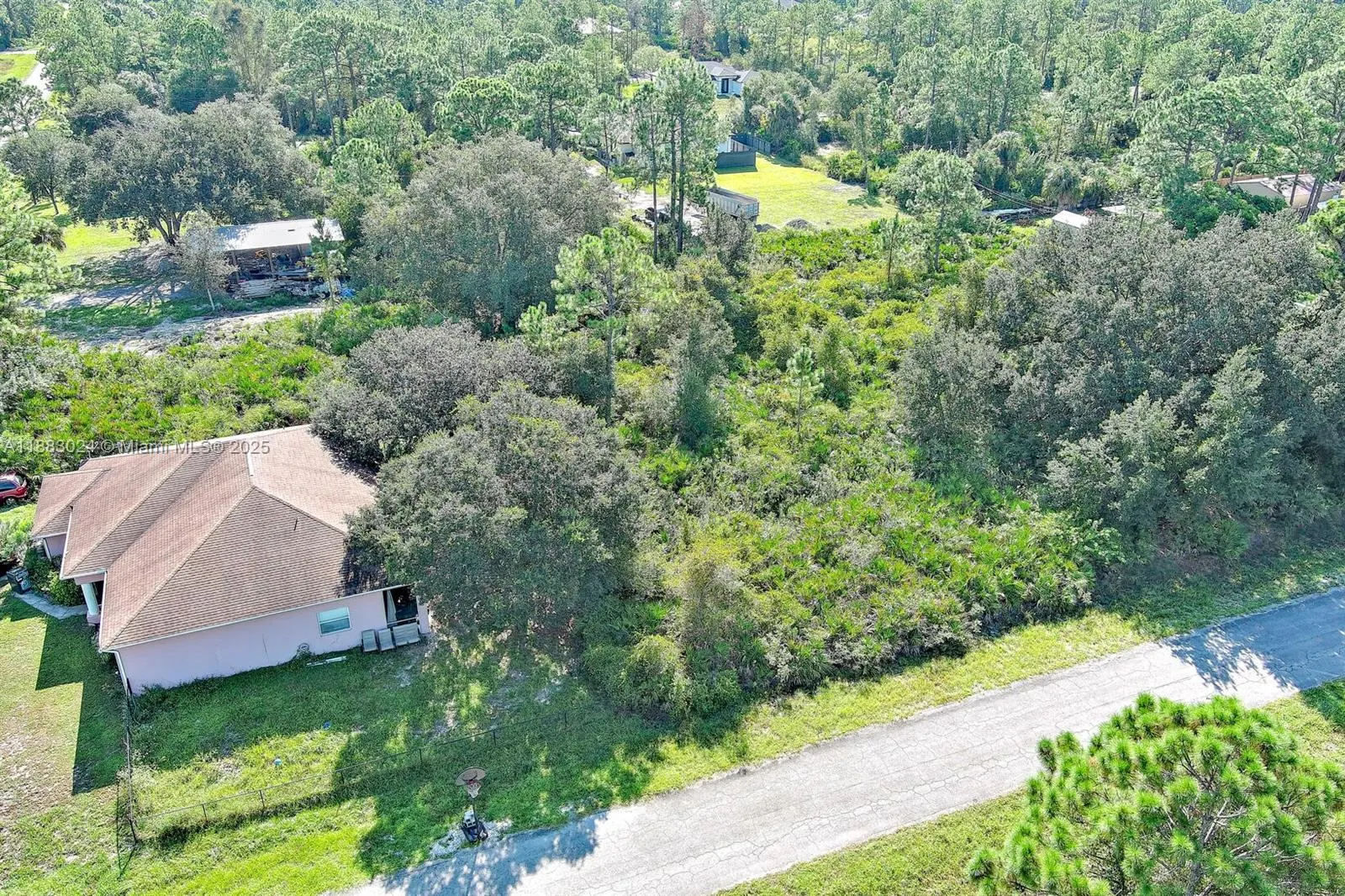 1320 Desoto Avenue
