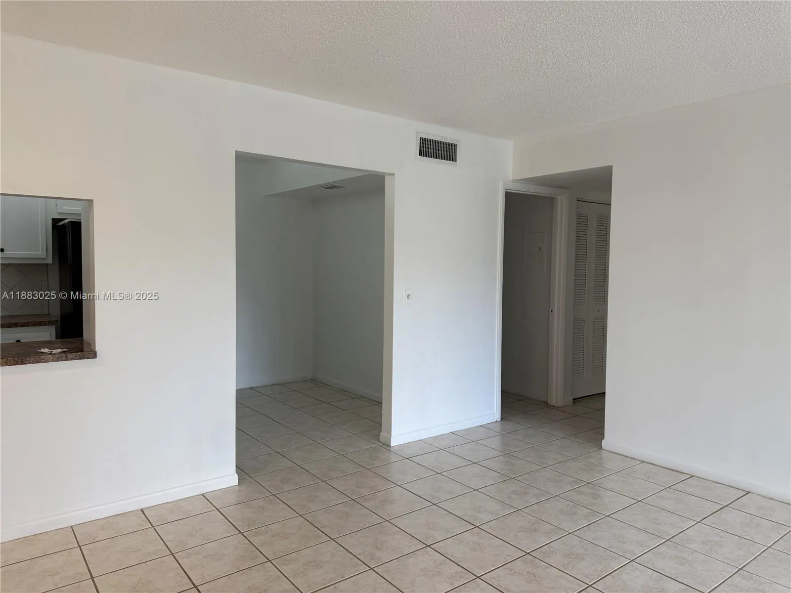 1101 Green Pine Blvd, #F1