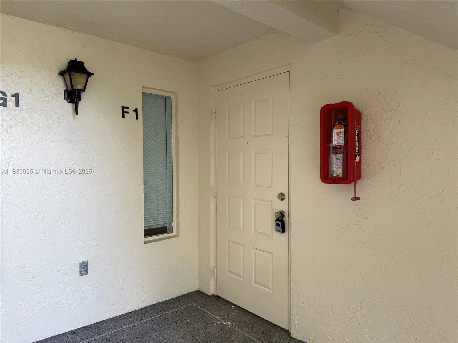 1101 Green Pine Blvd, #F1