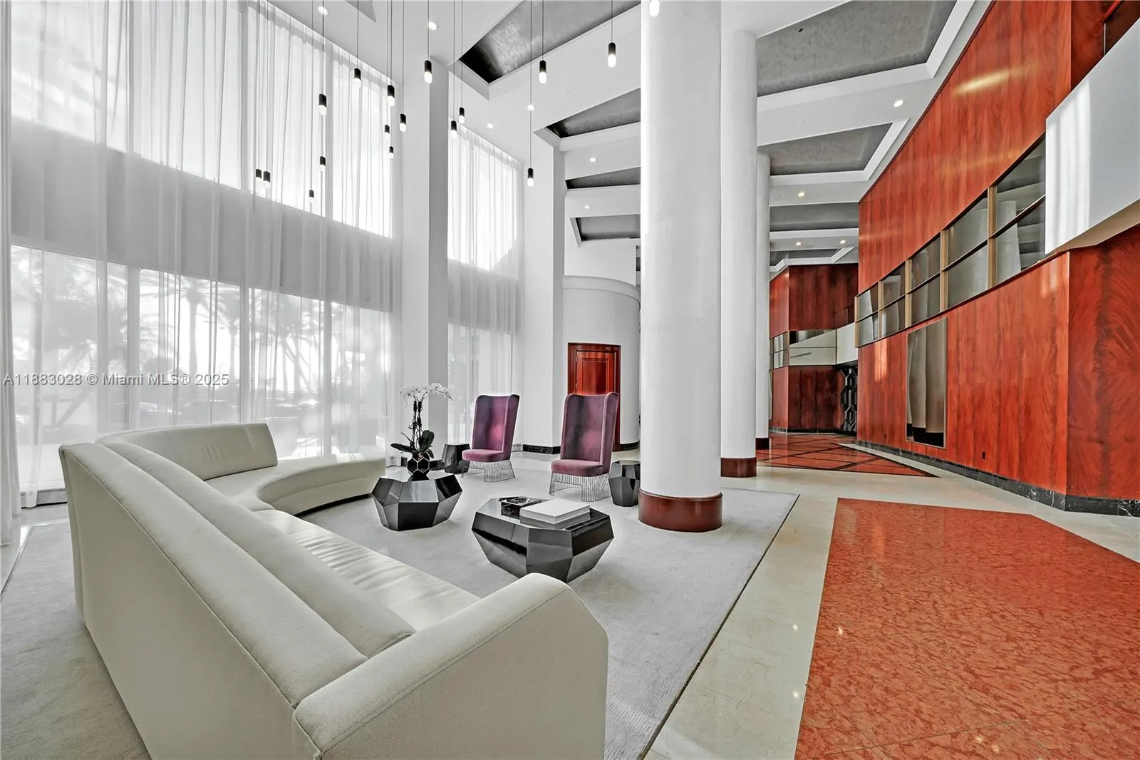 9601 Collins Ave, #809