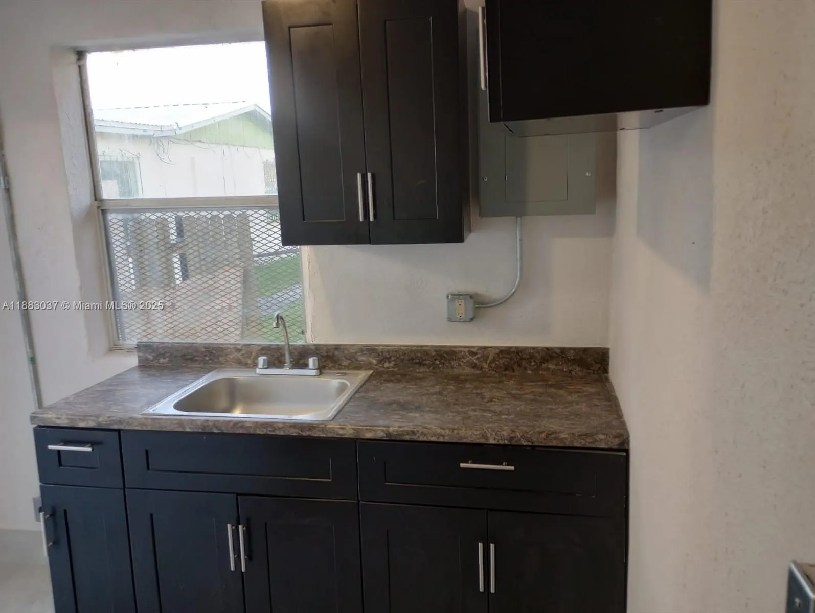 1241 W Dr Martin Luther King Jr Blvd W, #4