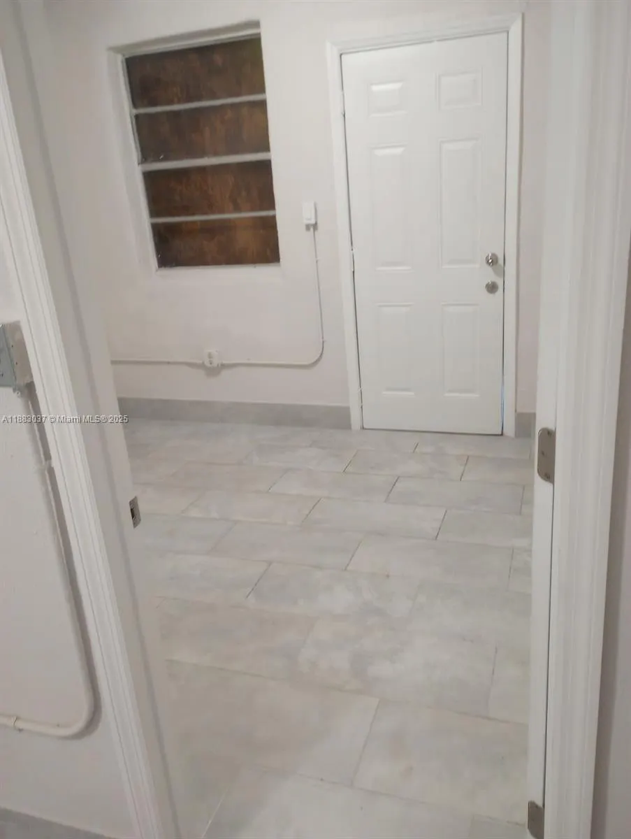 1241 W Dr Martin Luther King Jr Blvd W, #4