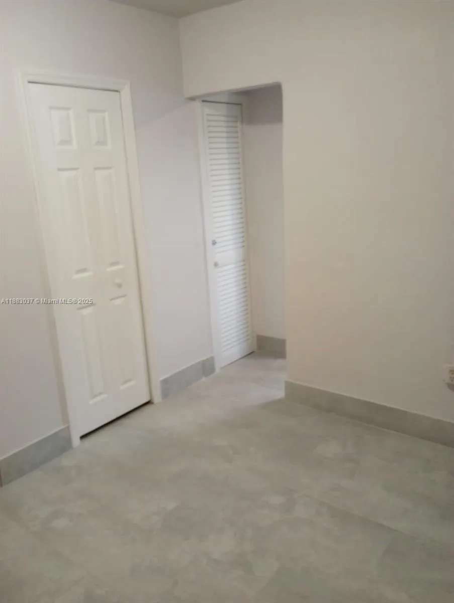 1241 W Dr Martin Luther King Jr Blvd W, #4