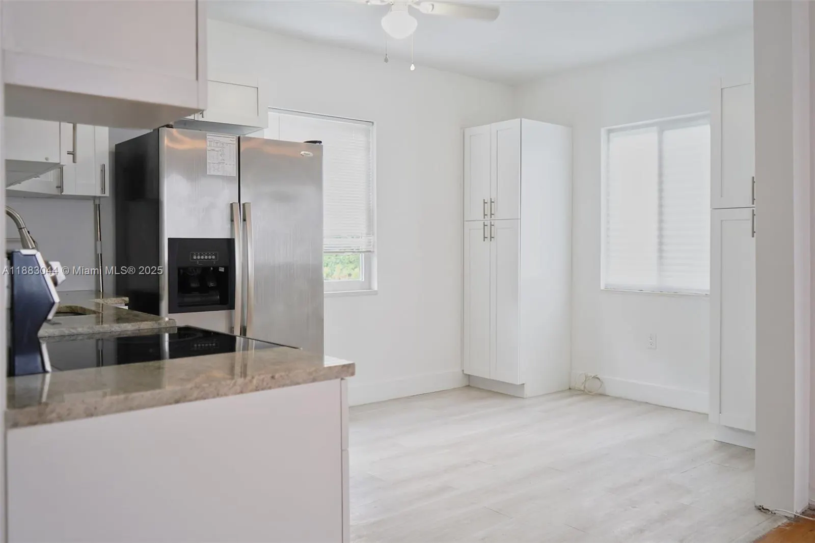 3770 SW 27th St, #3772