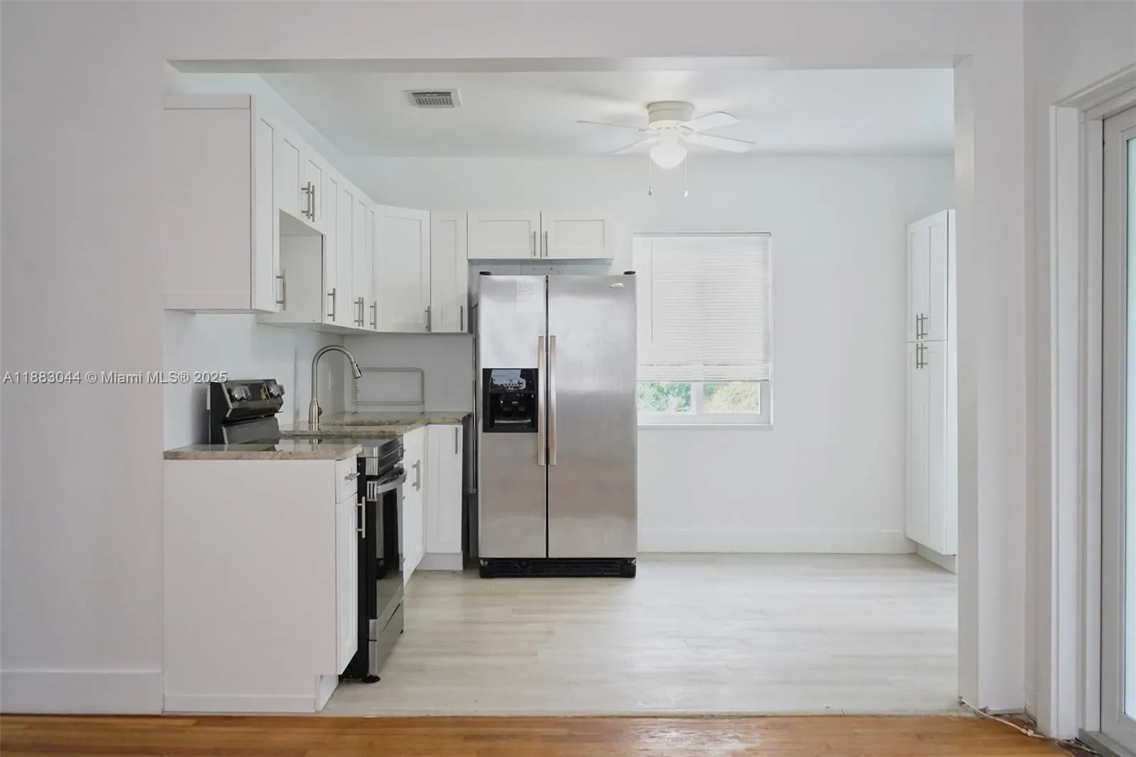 3770 SW 27th St, #3772