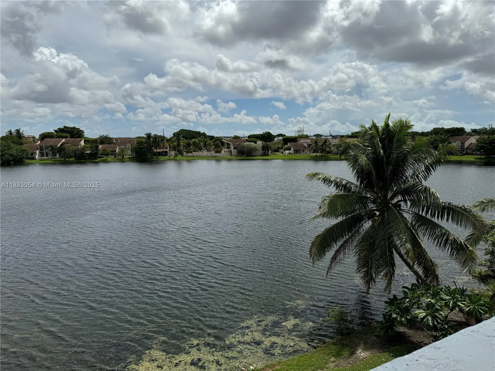 9363 Fontainebleau Blvd, #H212
