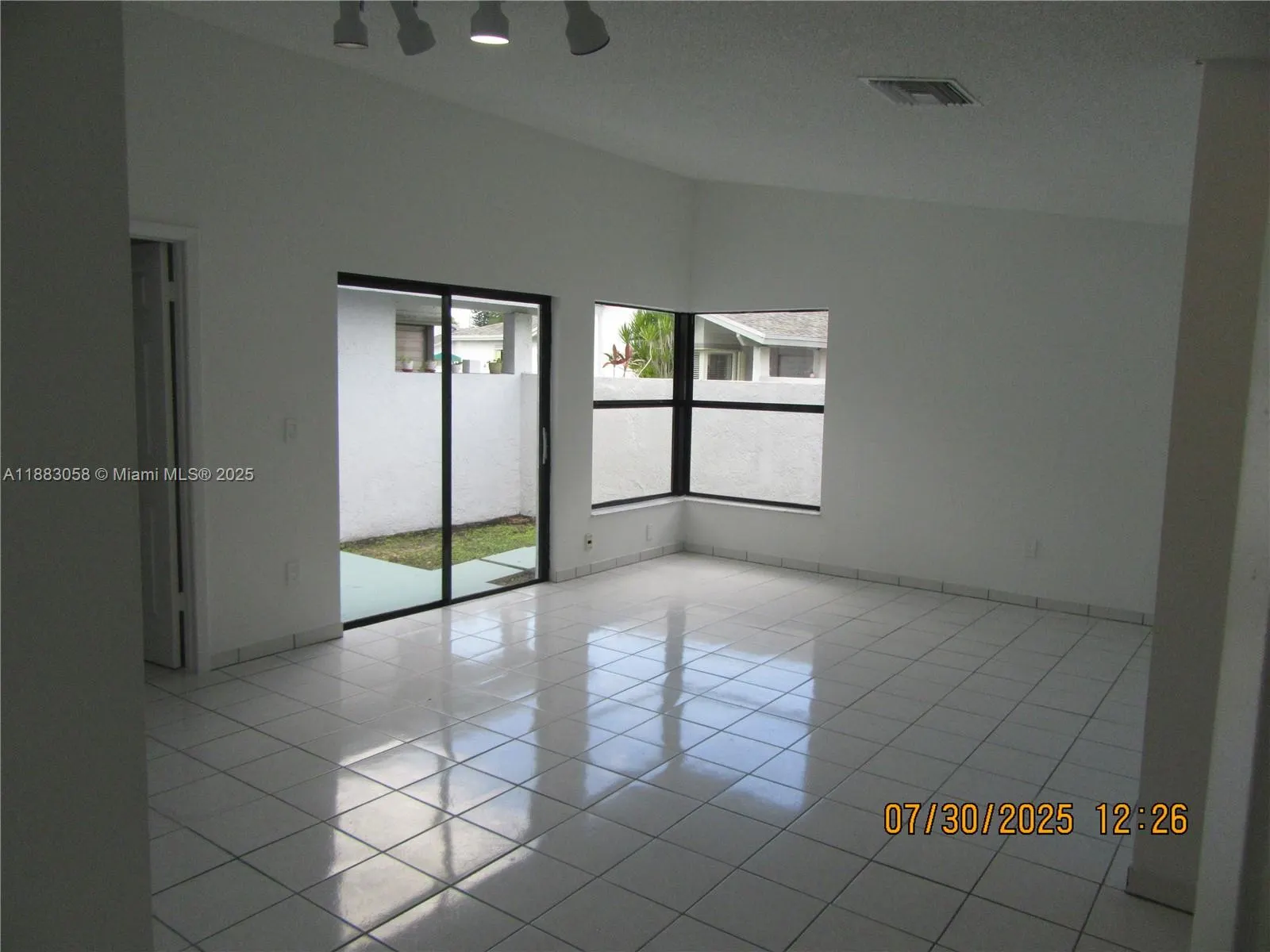6443 SW 152nd Pl, #6-43