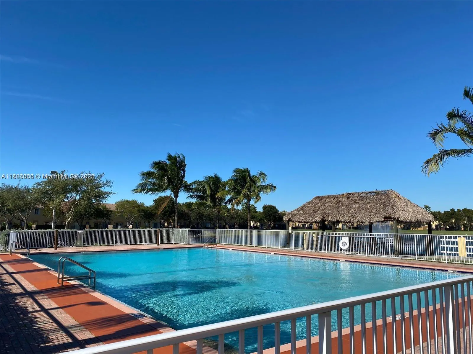 1536 SE 25th St, #202
