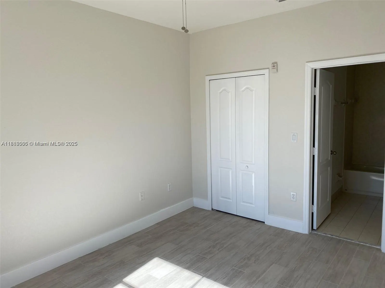 1536 SE 25th St, #202