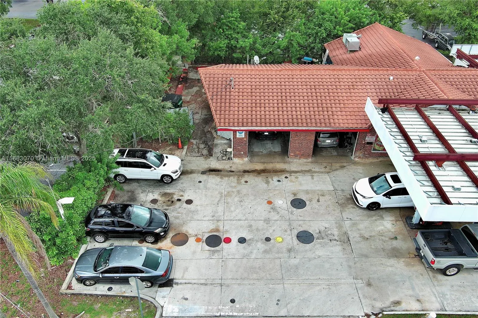 5271 W Broward Blvd