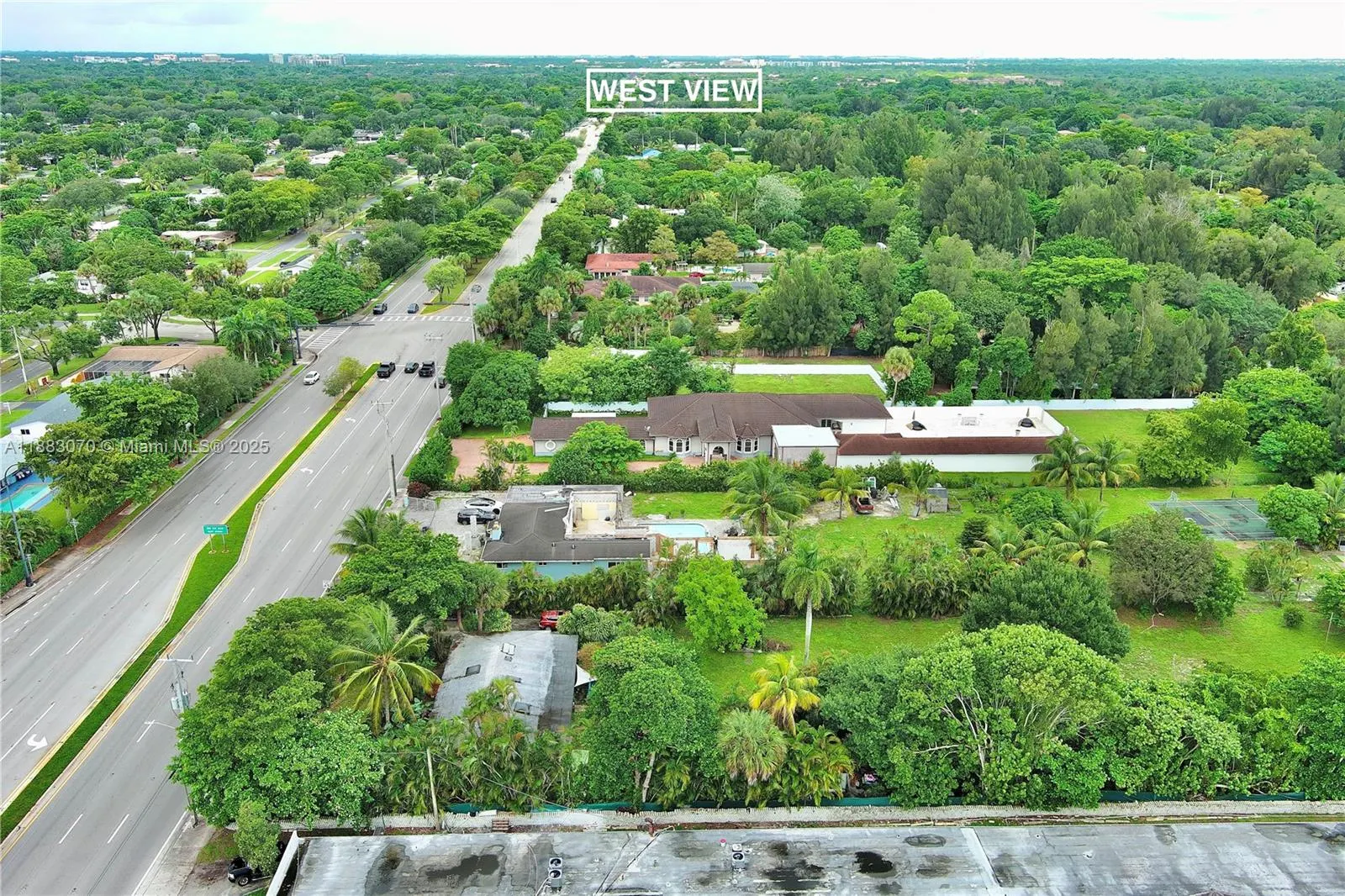 5271 W Broward Blvd