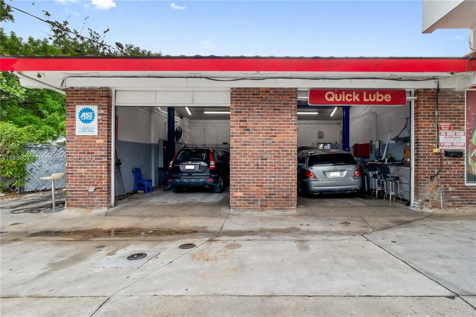 5271 W Broward Blvd