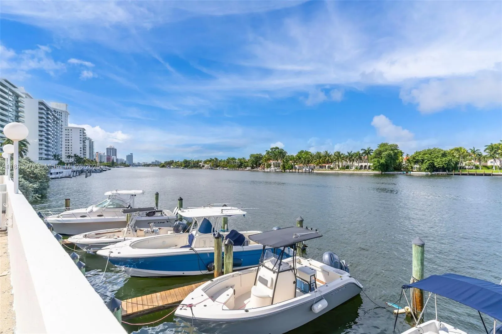 5838 Collins Ave, #6H