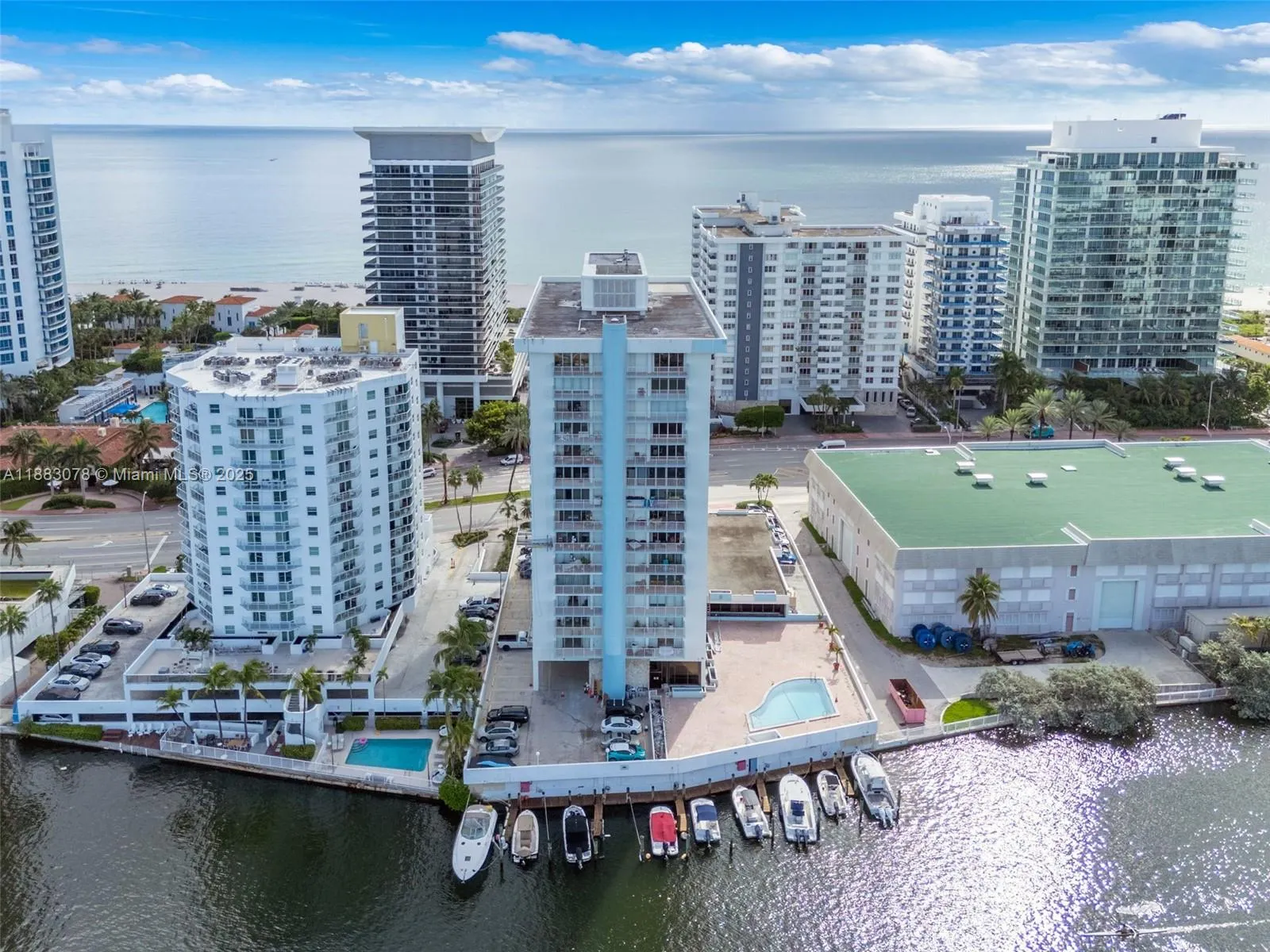 5838 Collins Ave, #6H