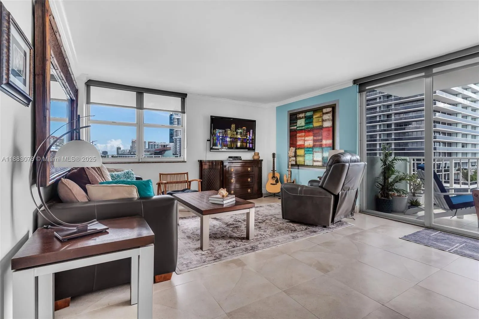 5838 Collins Ave, #6H