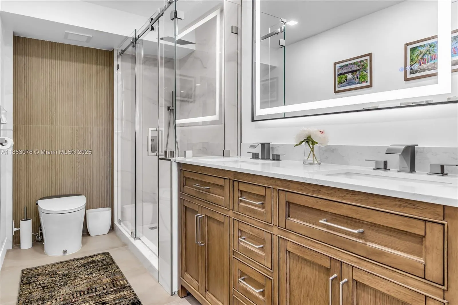 5838 Collins Ave, #6H