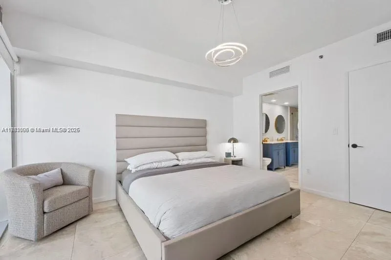 485 Brickell Ave, #3503