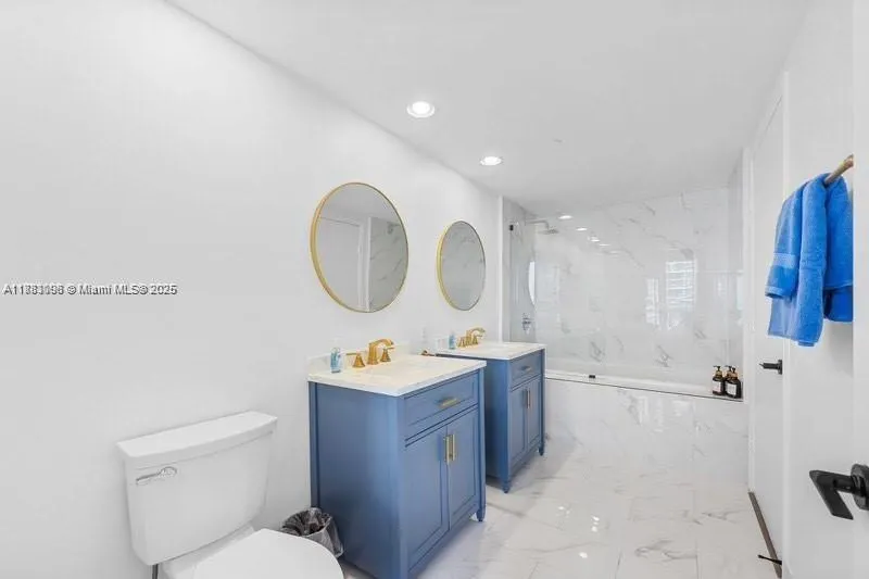 485 Brickell Ave, #3503