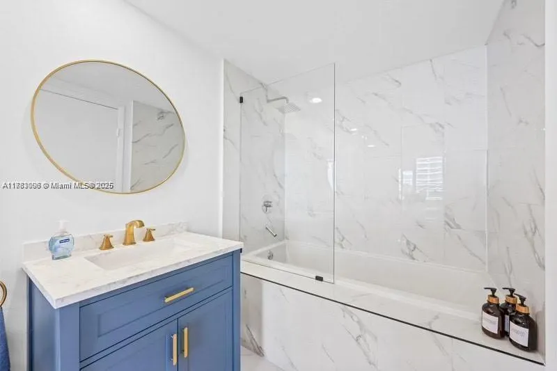 485 Brickell Ave, #3503