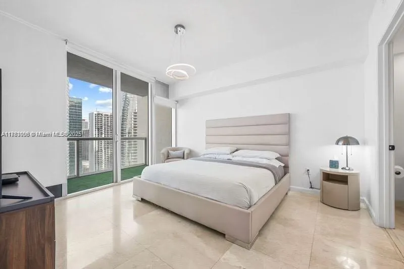 485 Brickell Ave, #3503