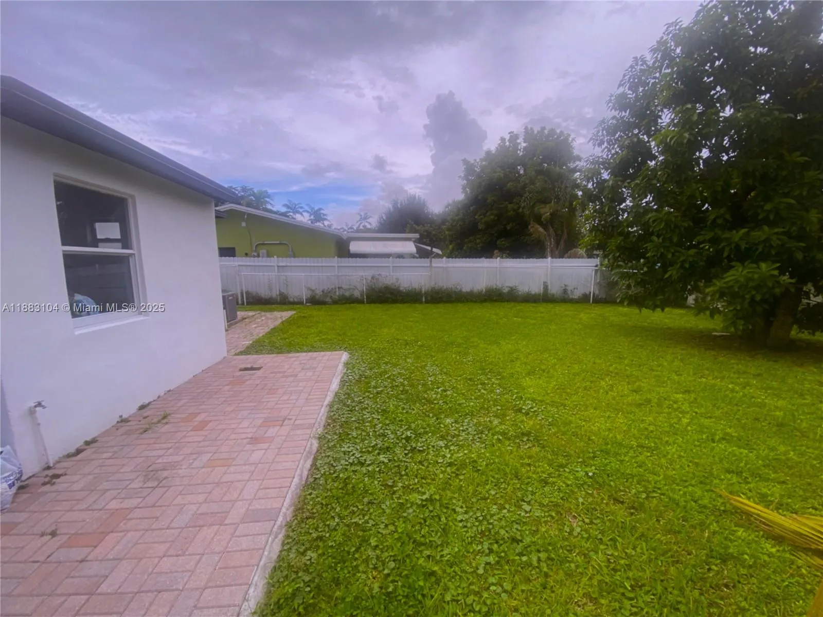 3416 SW 12th Ct