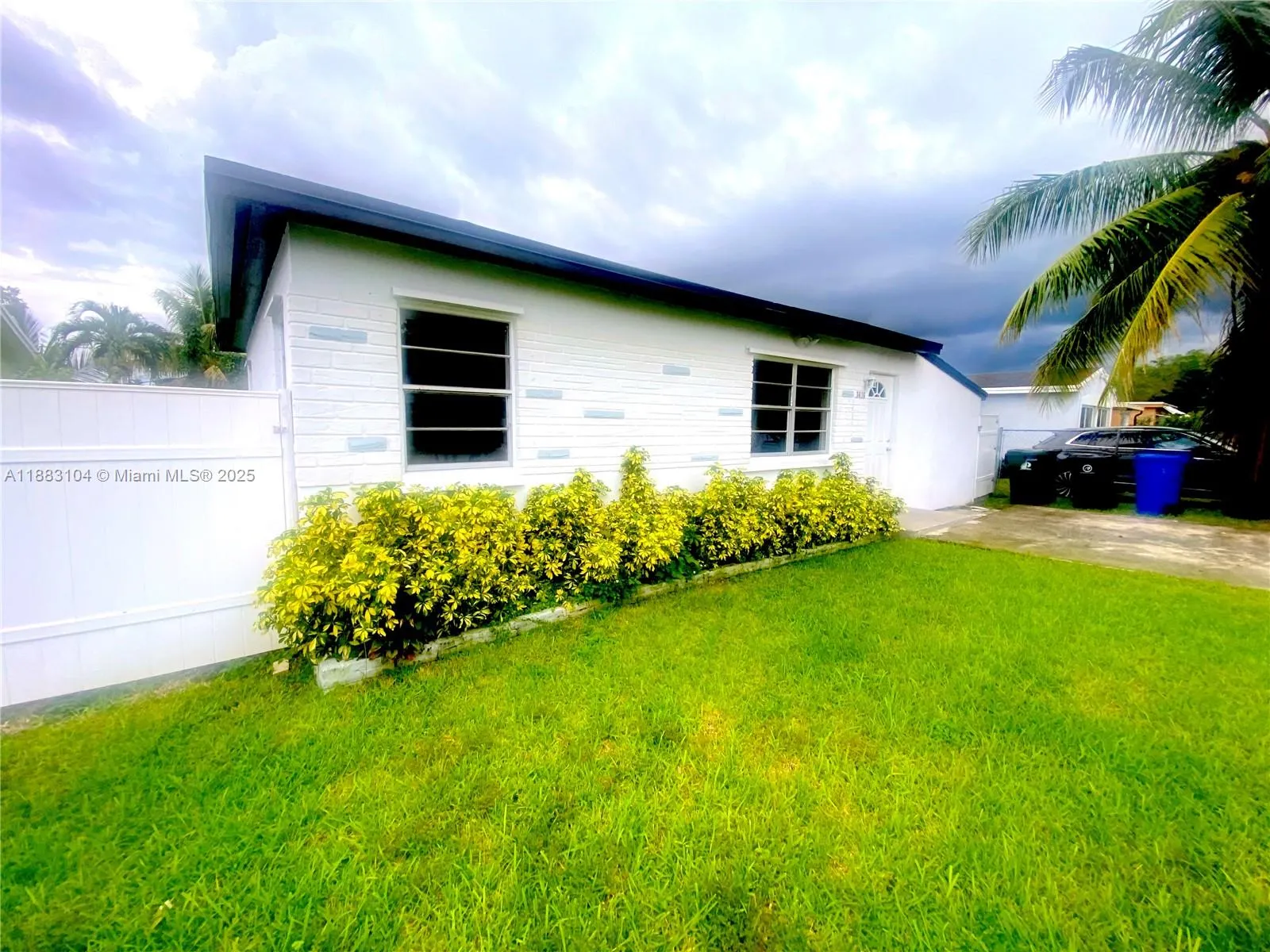 3416 SW 12th Ct