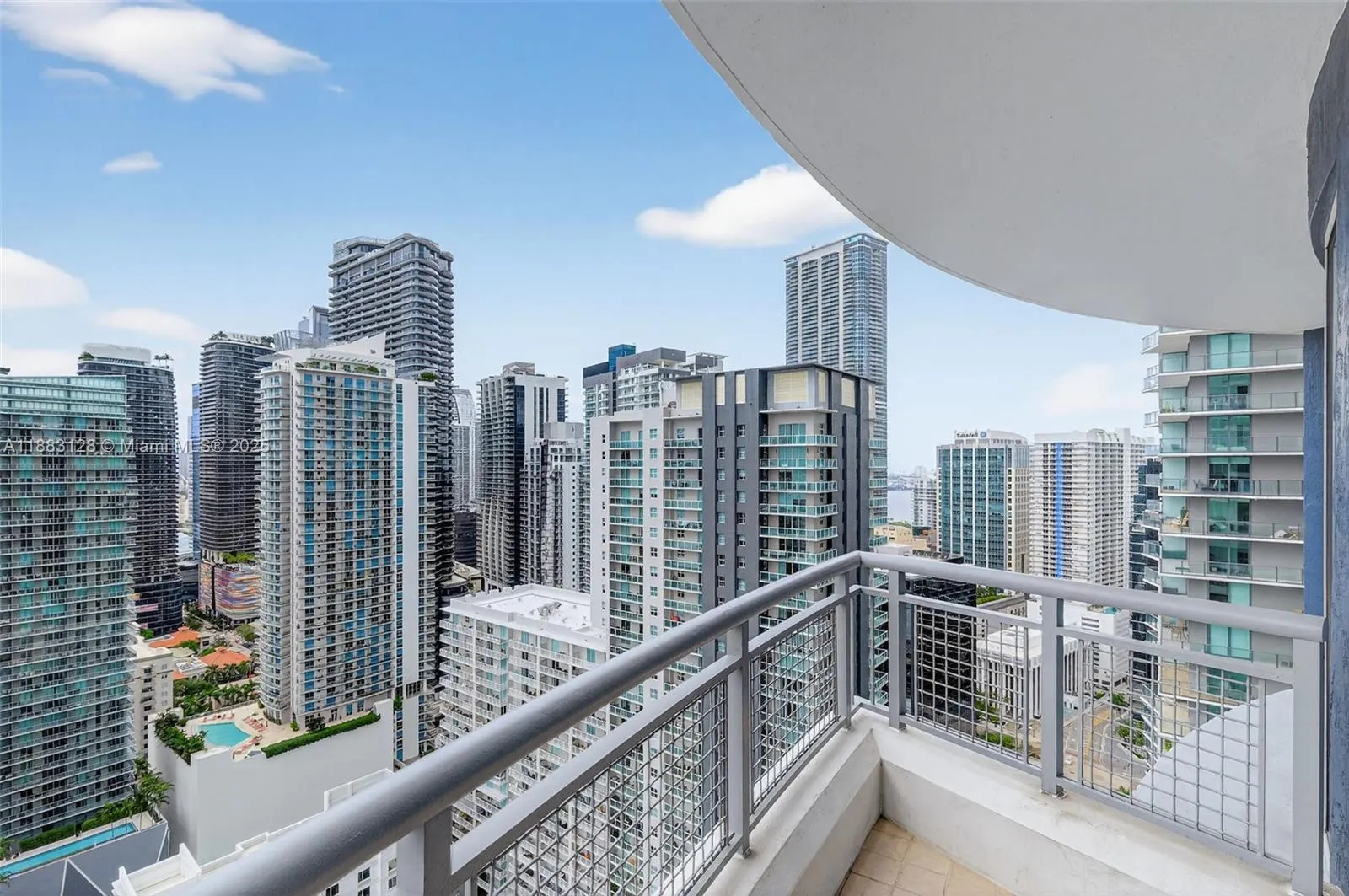 60 SW 13th St, #3026