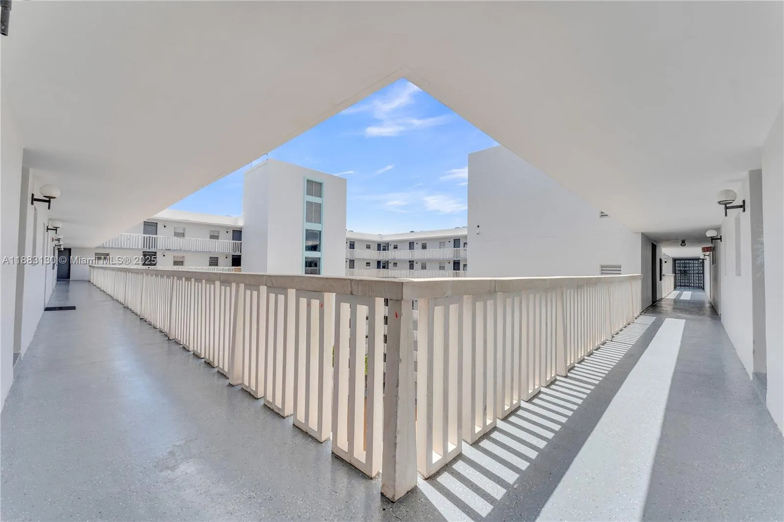 15600 NW 7th Ave, #708