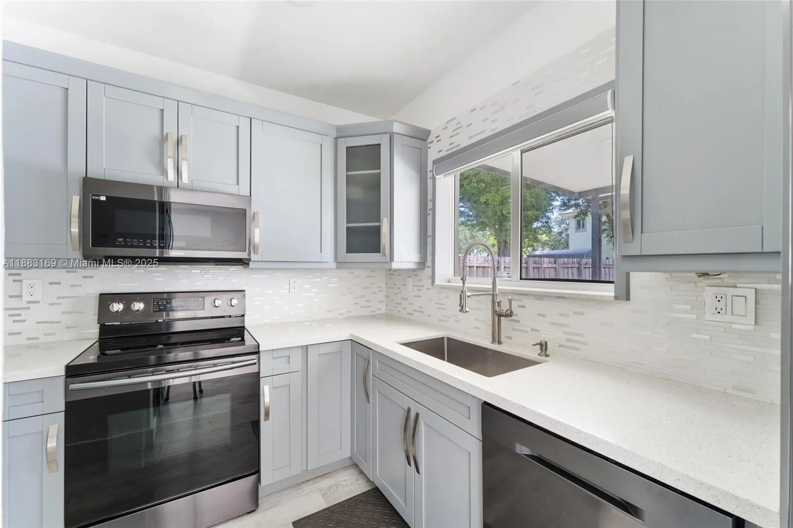 379 NE 31st Ave, #379