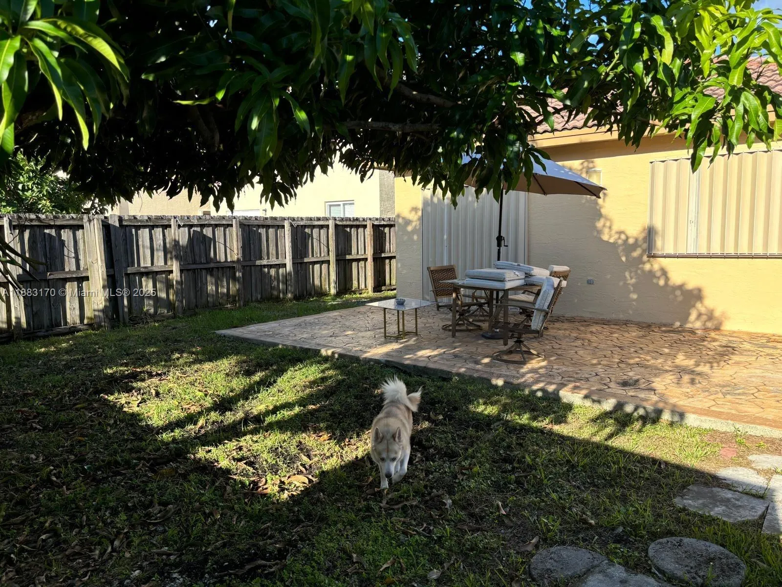 2528 NE 41st Ter