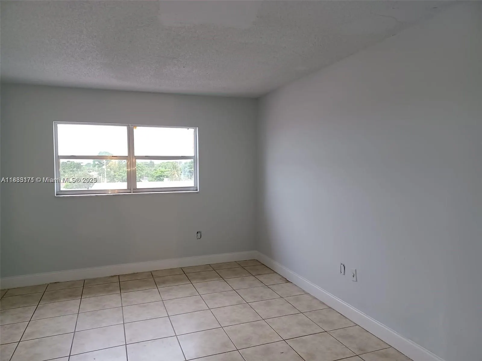 3610 NW 21st St, #409