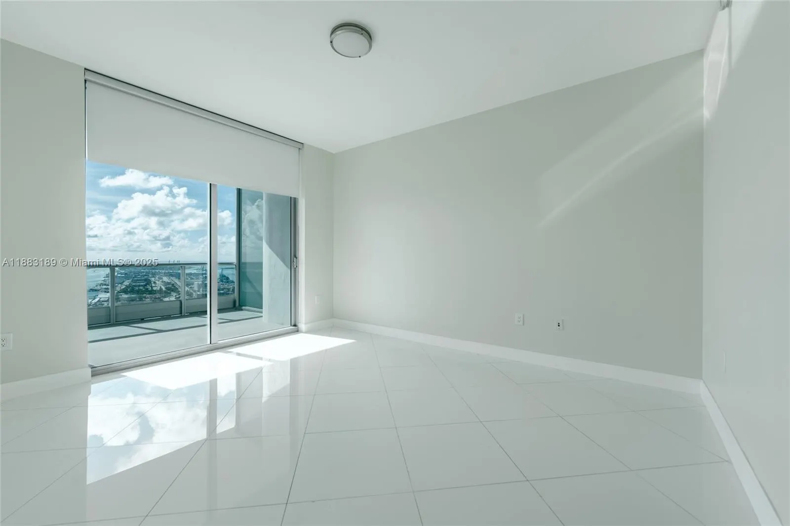 900 Biscayne Blvd, #4802