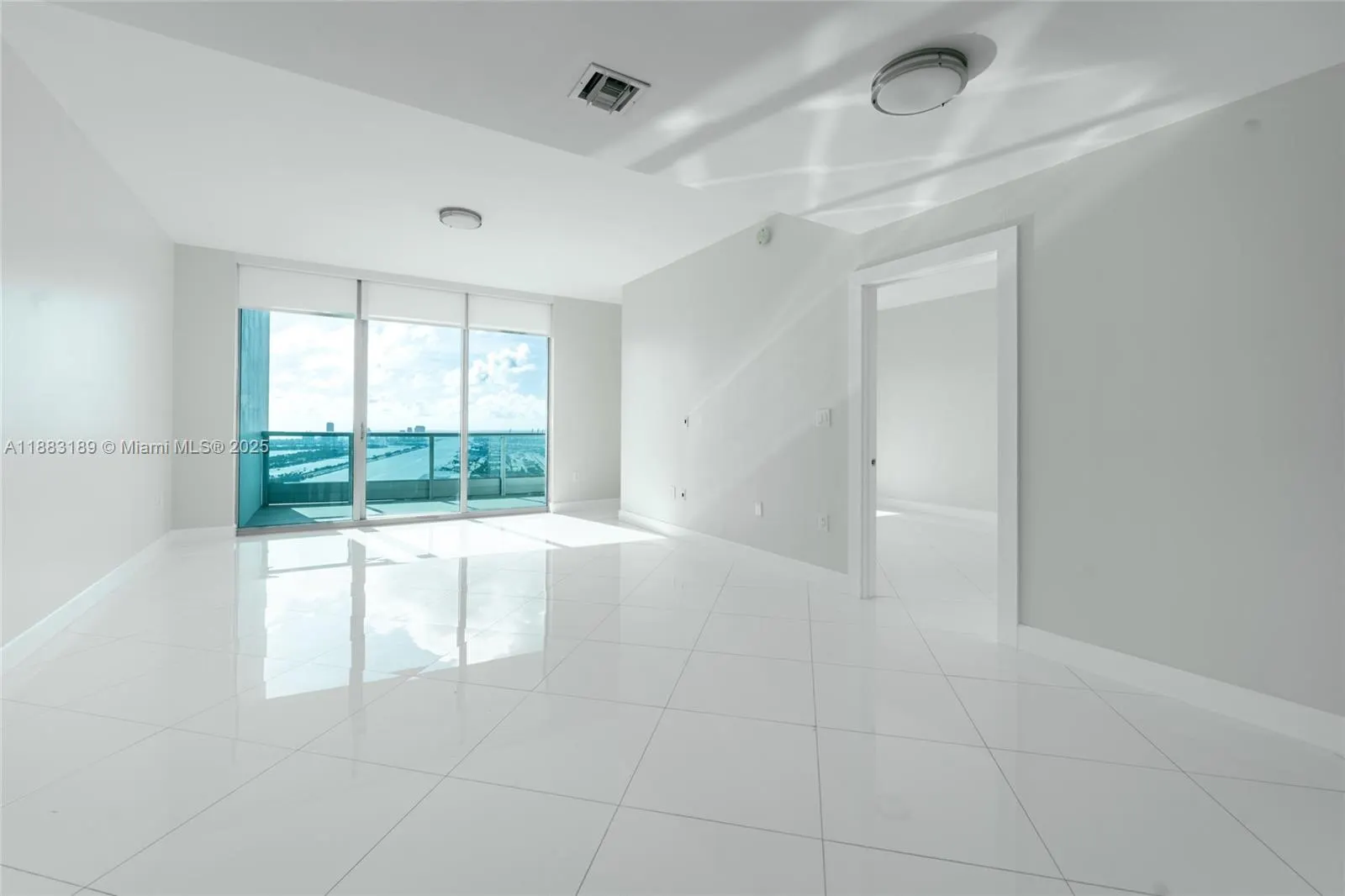900 Biscayne Blvd, #4802
