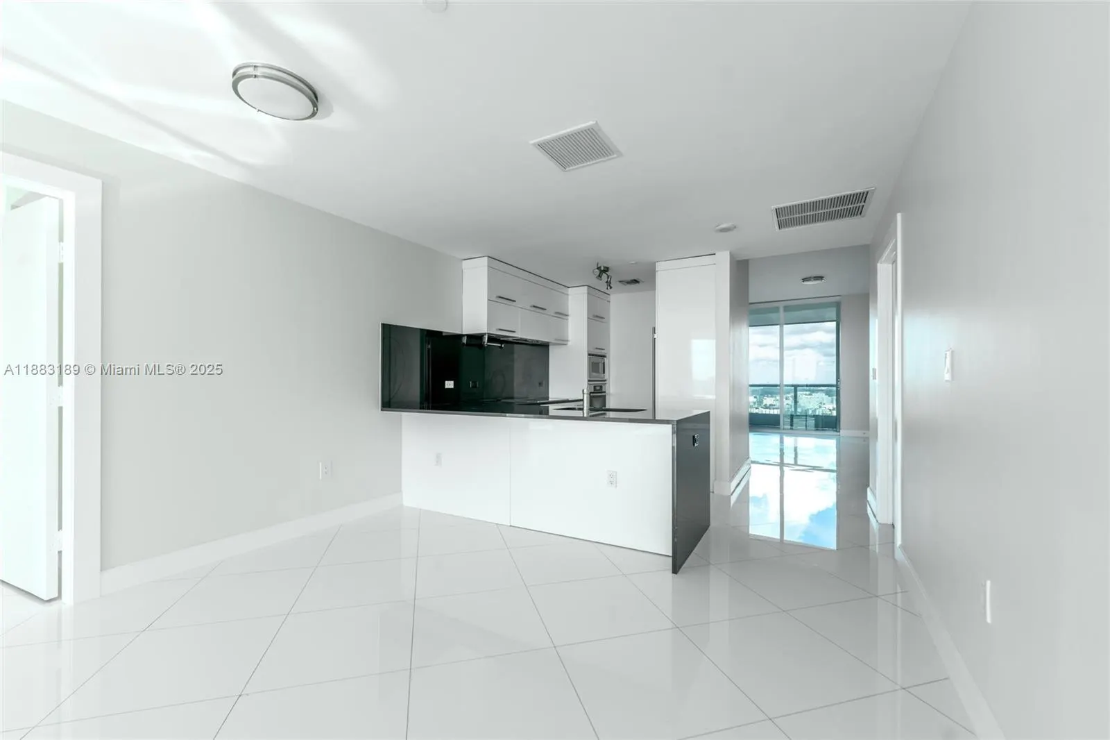 900 Biscayne Blvd, #4802