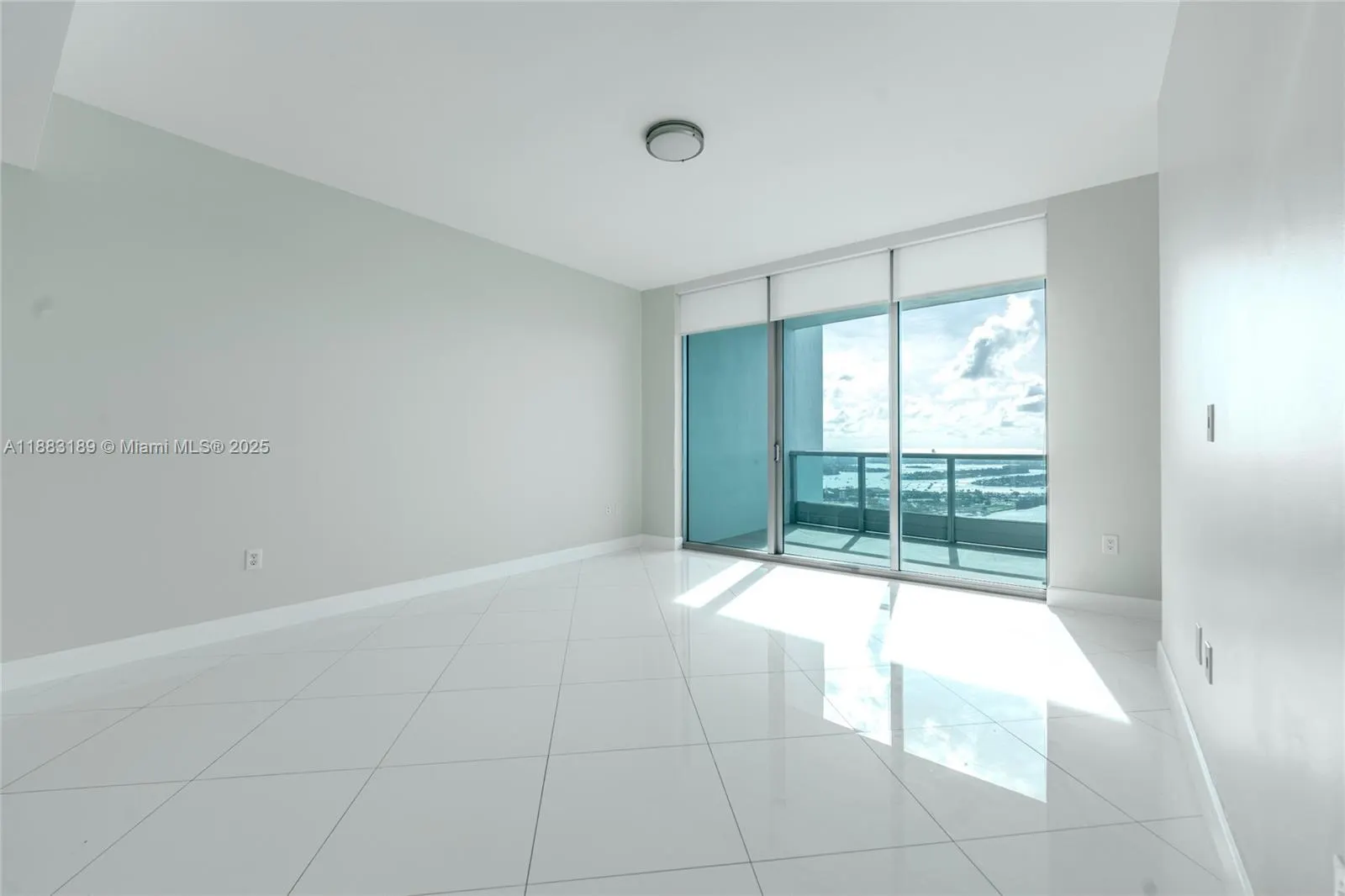 900 Biscayne Blvd, #4802