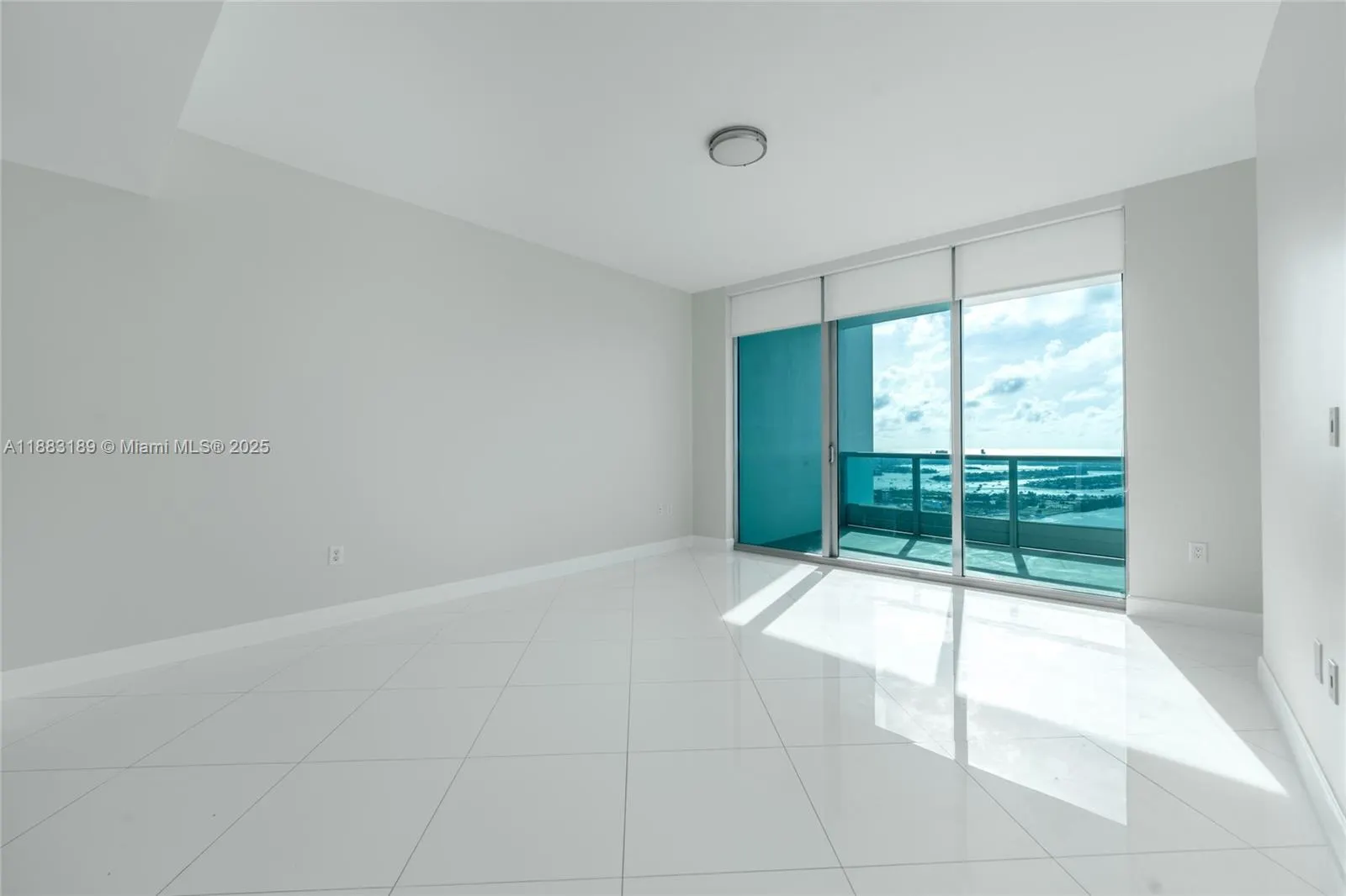 900 Biscayne Blvd, #4802